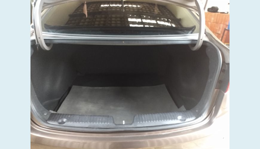 HYUNDAI HB 20S C.PLUS/C.STYLE 1.6 FLEX 16V MEC.4P - MARROM - 2017 Foto 7 (Grande)