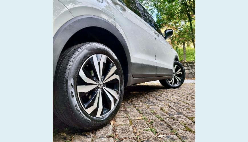 VOLKSWAGEN T-CROSS COMFORTLINE 200TSI AUT - BRANCO - 2021 Foto 7 (Grande)