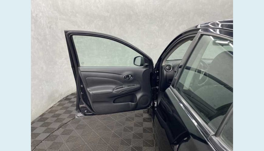 NISSAN VERSA 1.0 12V V-DRIVE FLEX - PRETO - 2021 Foto 7 (Grande)