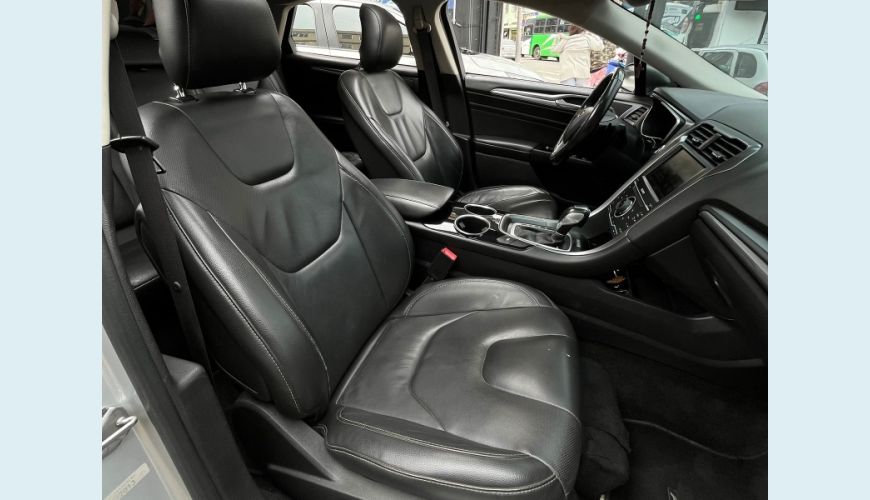 FORD FUSION TITANIUM 2.0 GTDI ECO. AWD AUT. - PRATA - 2013 Foto 7 (Grande)
