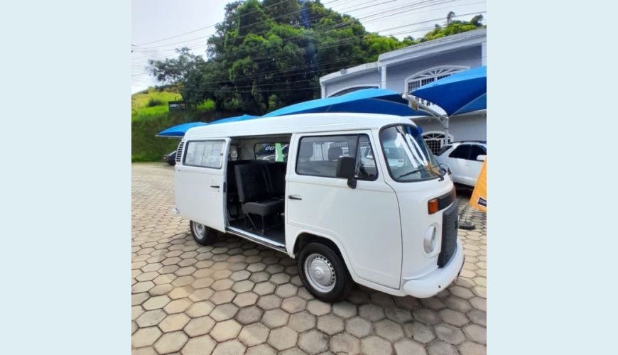 VOLKSWAGEN KOMBI 1.4 MI STD LOTAÇÃO 8V FLEX 3P MANUAL - BRANCO - 2011 Foto 7 (Grande)