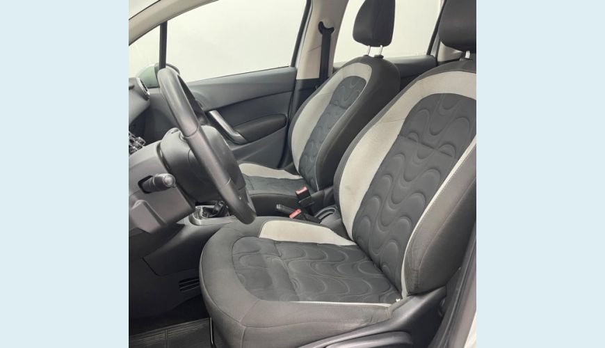 CITROËN C3 90M TENDANCE - PRATA - 2014 Foto 7 (Grande)