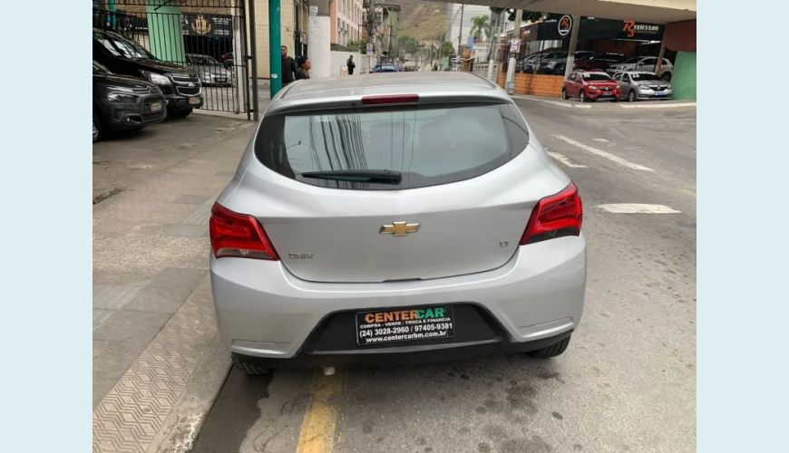 CHEVROLET ONIX 1.0 MPFI LT 8V FLEX 4P MANUAL - PRATA - 2019 Foto 7 (Grande)