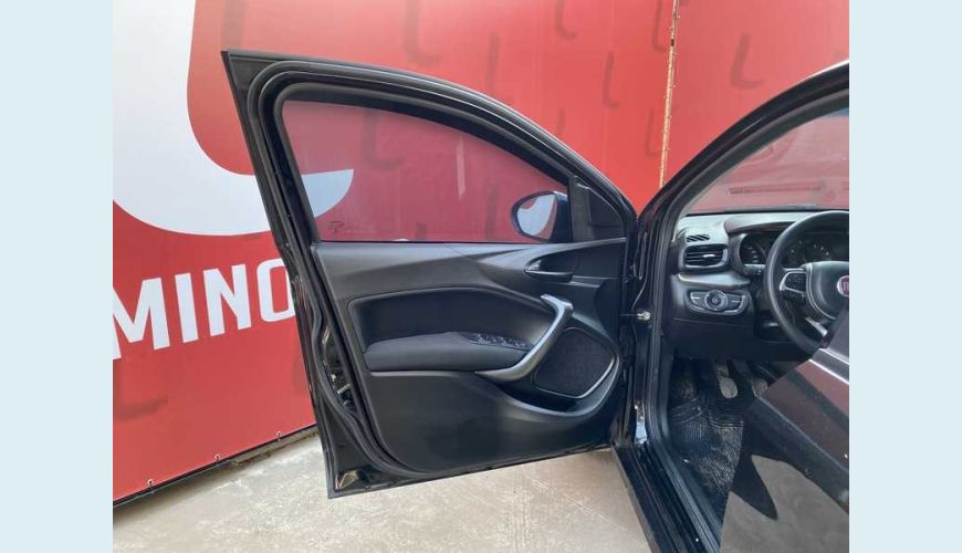 FIAT ARGO DRIVE 1.0 FIREFLY FLEX - PRETO - 2019 Foto 7 (Grande)