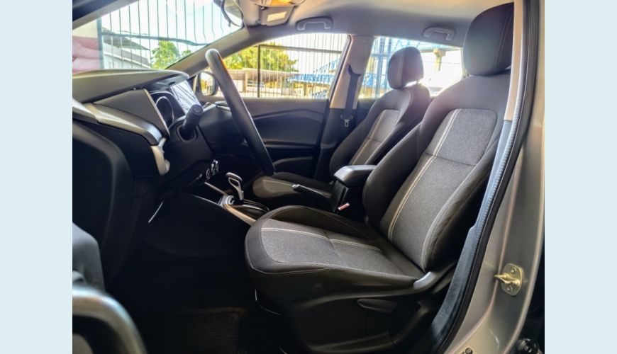 CHEVROLET TRACKER - PRATA - 2024 Foto 7 (Grande)