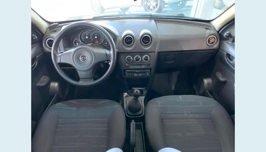 CHEVROLET PRISMA MAXX 1.4 8V 4P - PRATA - 2009 Foto 7 (Grande)