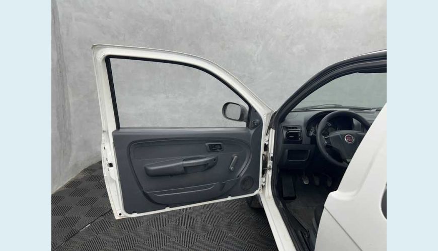 FIAT STRADA WORKING 1.4 FLEX - BRANCO - 2019 Foto 7 (Grande)
