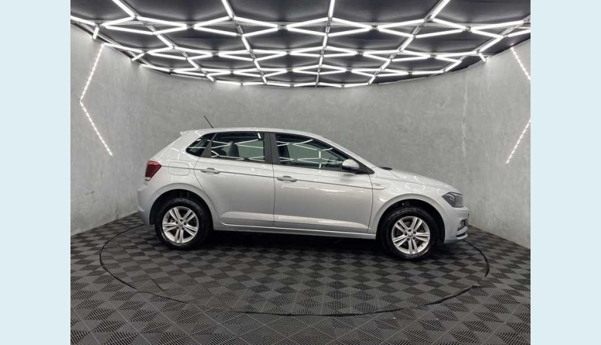 VOLKSWAGEN POLO 1.0 200 TSI COMFORTLINE AUT. FLEX - PRATA - 2019 Foto 7 (Grande)