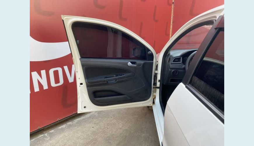 VOLKSWAGEN GOL 1.0 12V FLEX - BRANCO - 2019 Foto 7 (Grande)