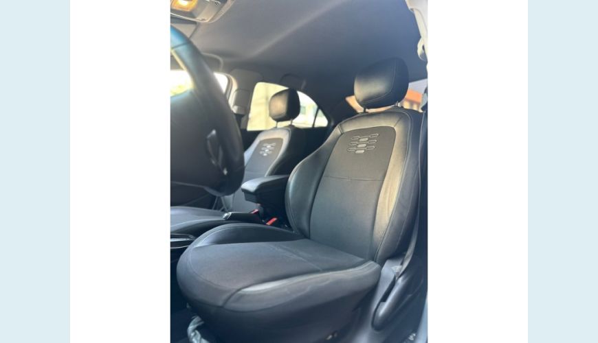CHEVROLET PRISMA - BRANCO - 2019 Foto 7 (Grande)