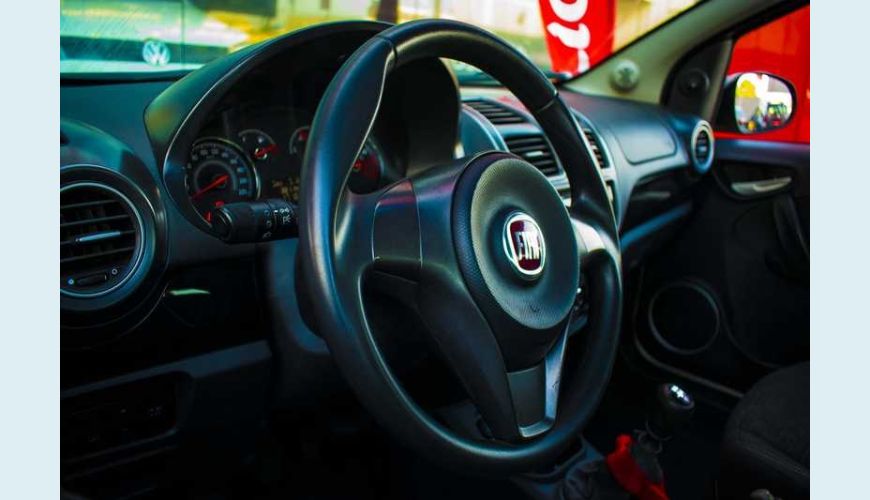 FIAT PALIO ATTRACTIVE 1.0 EVO FLEX - PRATA - 2017 Foto 7 (Grande)