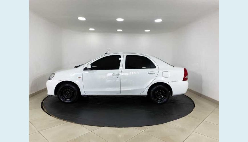 TOYOTA ETIOS SEDAN XLS 1.5 AUT. FLEX - BRANCO - 2017 Foto 7 (Grande)