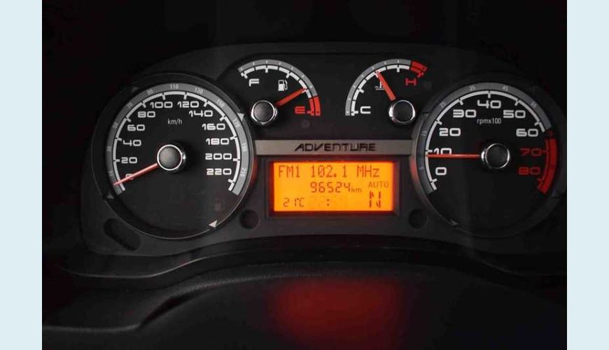 FIAT IDEA ADVENTURE 1.8 16V E.TORQ FLEX - VERDE - 2013 Foto 7 (Grande)