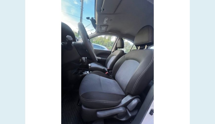 NISSAN MARCH - BRANCO - 2017 Foto 7 (Grande)