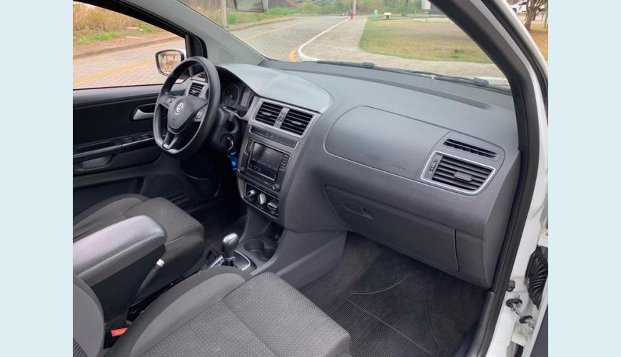 VOLKSWAGEN FOX CONNECT SB - BRANCO - 2019 Foto 7 (Grande)