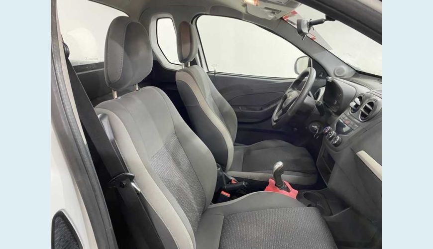 CHEVROLET MONTANA LS 1.4 FLEX - BRANCO - 2019 Foto 7 (Grande)