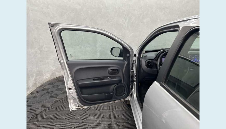 FIAT MOBI LIKE 1.0 FLEX - PRATA - 2021 Foto 7 (Grande)