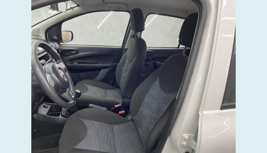 FIAT UNO ATTRACTIVE 1.0 8V FLEX 4P - BRANCO - 2020 Foto 7 (Grande)