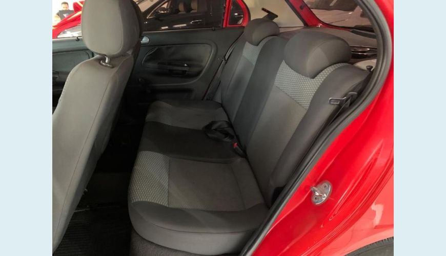 VOLKSWAGEN GOL 1.0 - VERMELHO - 2011 Foto 7 (Grande)