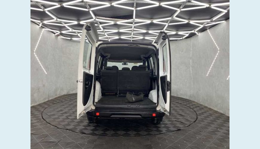 FIAT DOBLO ESSENCE 1.8 16V FLEX - BRANCO - 2020 Foto 7 (Grande)