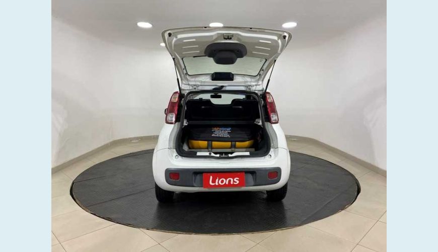 FIAT UNO VIVACE 1.0 8V FLEX 4P - BRANCO - 2013 Foto 7 (Grande)
