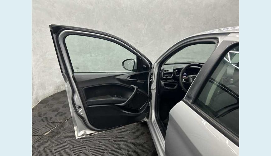 FIAT CRONOS DRIVE 1.3 FLEX AT - PRATA - 2023 Foto 7 (Grande)