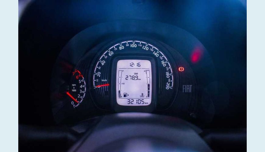 FIAT MOBI FIREFLY DRIVE 1.0 FLEX - PRATA - 2018 Foto 7 (Grande)