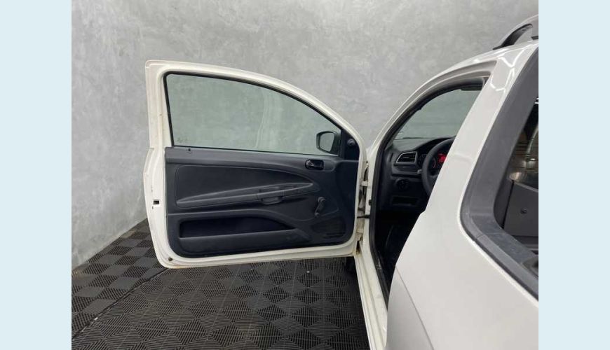 VOLKSWAGEN SAVEIRO ROBUST 1.6 MSI CS FLEX - BRANCO - 2020 Foto 7 (Grande)