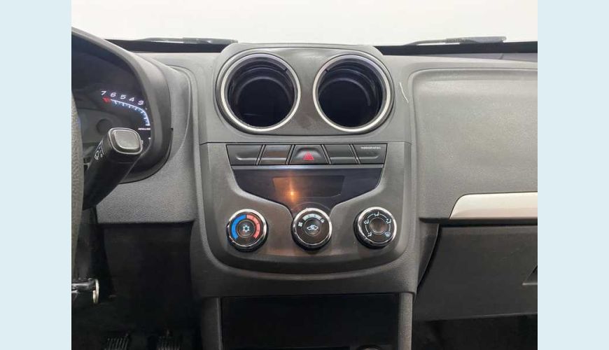 CHEVROLET MONTANA LS 1.4 FLEX - BRANCO - 2019 Foto 7 (Grande)