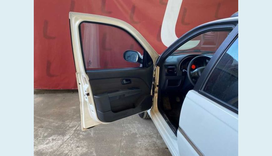 FIAT PALIO WEEKEND ATTRACTIVE 1.4 FIRE FLEX - BRANCO - 2020 Foto 7 (Grande)
