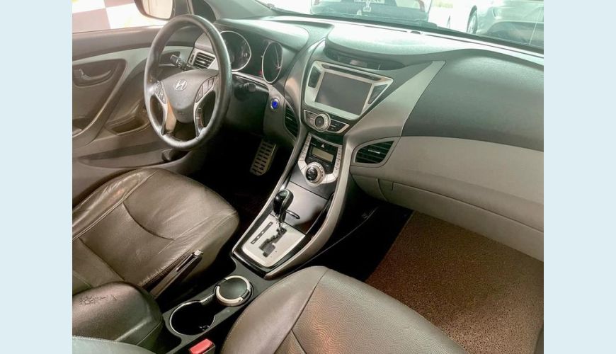 HYUNDAI ELANTRA GLS - PRETO - 2012 Foto 7 (Grande)