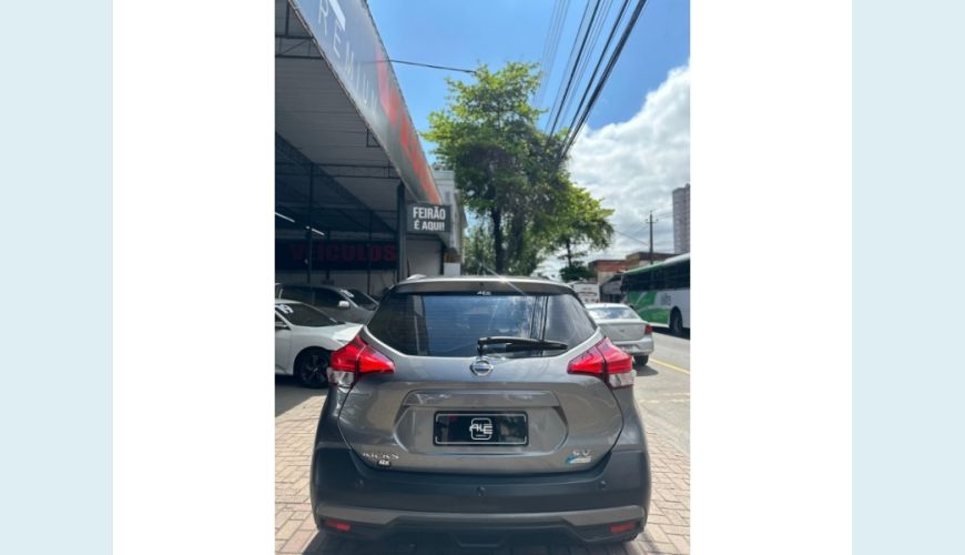 NISSAN KICKS - CINZA - 2018 Foto 7 (Grande)