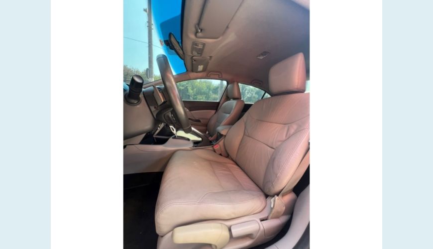 HONDA CIVIC - BRANCO - 2014 Foto 7 (Grande)