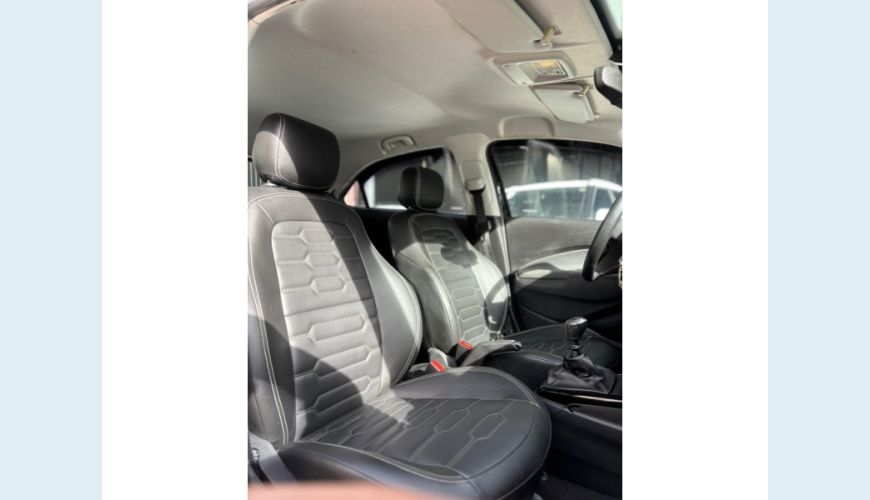 CHEVROLET ONIX - PRETO - 2019 Foto 7 (Grande)
