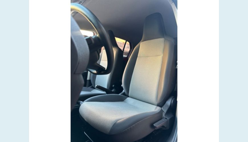 VOLKSWAGEN UP - VERMELHO - 2017 Foto 7 (Grande)
