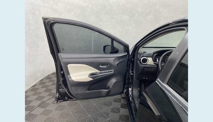 NISSAN VERSA EXCLUSIVE 1.6 FLEX AUT. - PRETO - 2022 Foto 7 (Grande)