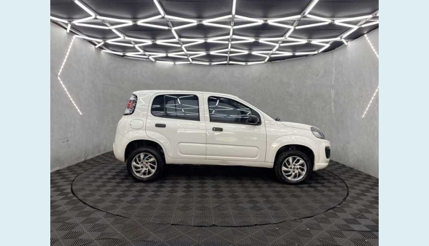 FIAT UNO ATTRACTIVE 1.0 - BRANCO - 2021 Foto 7 (Grande)