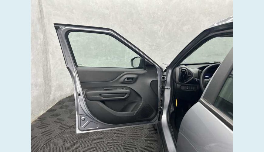 CITROËN C3 LIVE PACK 1.0 FLEX - PRATA - 2023 Foto 7 (Grande)