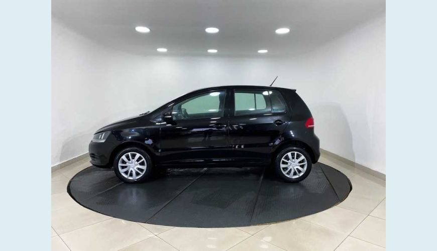 VOLKSWAGEN FOX 1.0 MPI TRENDLINE FLEX - PRETO - 2017 Foto 7 (Grande)
