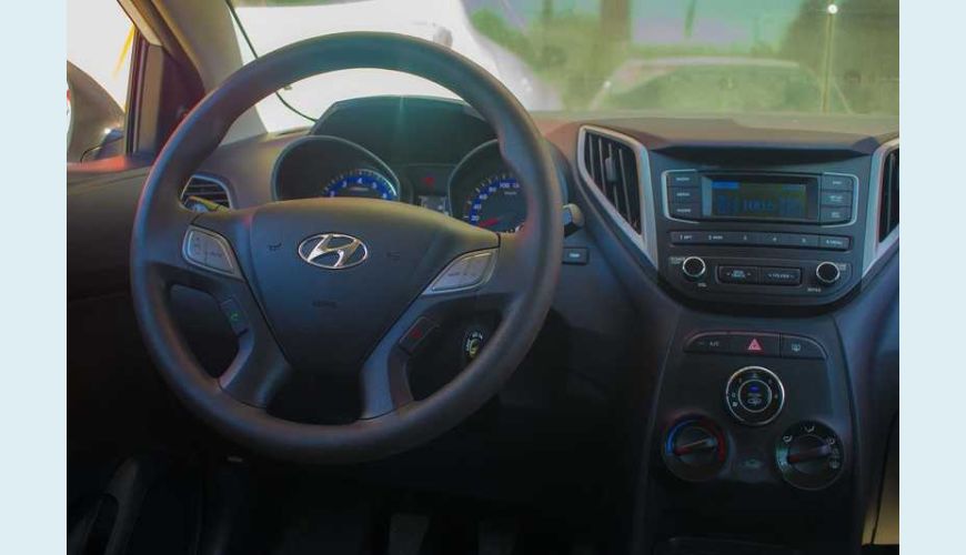 HYUNDAI HB 20 1.0 UNIQUE FLEX - BRANCO - 2019 Foto 7 (Grande)