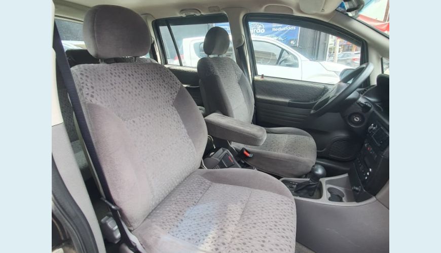 CHEVROLET ZAFIRA ELEGANCE 2.0 MPFI FLEXPOWER 8V 5P - PRETO - 2008 Foto 7 (Grande)