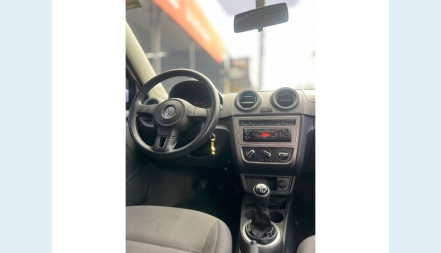 VOLKSWAGEN VOYAGE - BRANCO - 2014 Foto 7 (Grande)