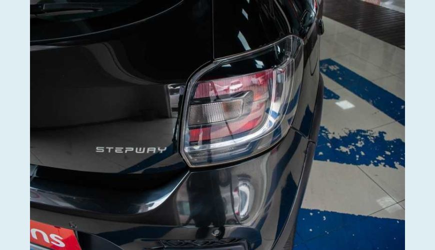RENAULT SANDERO STEPWAY 1.6 16V SCE EASY-R FLEX - PRETO - 2019 Foto 7 (Grande)