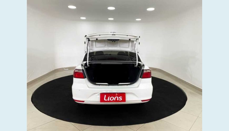 VOLKSWAGEN VOYAGE 1.6 MSI 8V FLEX - BRANCO - 2019 Foto 7 (Grande)