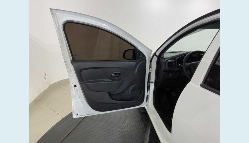 RENAULT LOGAN AUTHENTIQUE 1.0 12V SCE FLEX - BRANCO - 2018 Foto 7 (Grande)