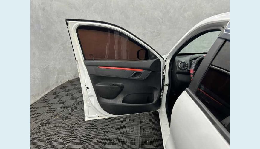 RENAULT KWID ZEN 1.0 12V SCE FLEX - BRANCO - 2018 Foto 7 (Grande)