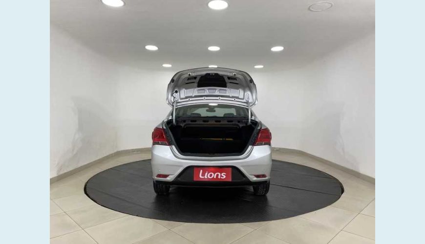 CHEVROLET PRISMA 1.4 LT SPE/4 - PRATA - 2019 Foto 7 (Grande)