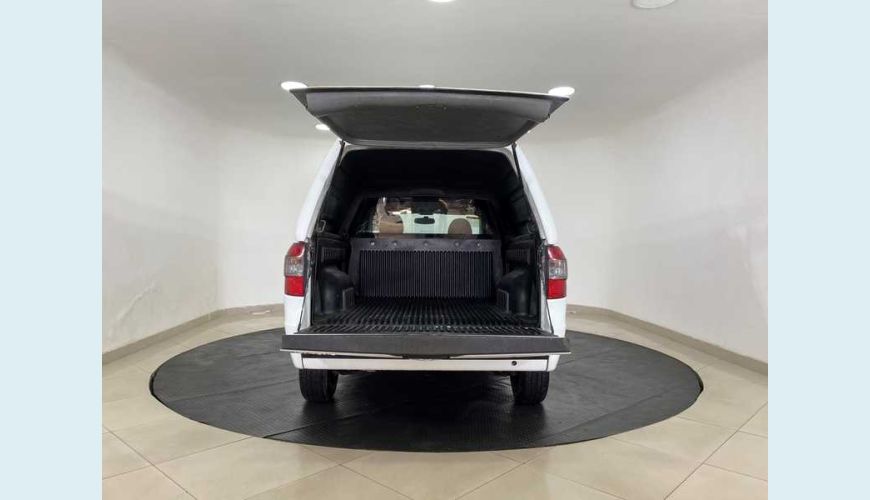 CHEVROLET MONTANA LS 1.4 FLEX - BRANCO - 2018 Foto 7 (Grande)