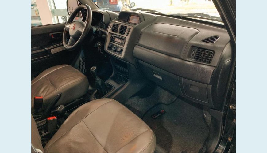 MITSUBISHI PAJERO TR4 FLEX - PRETO - 2009 Foto 7 (Grande)