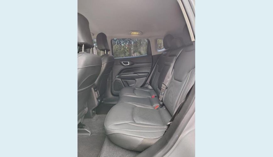 JEEP COMPASS LONG TF - PRATA - 2023 Foto 7 (Grande)